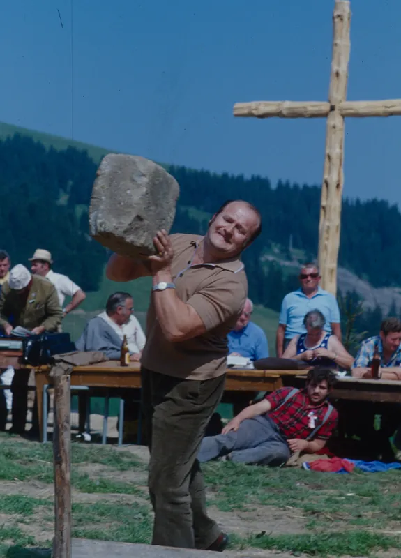 Rigi, stone throwing (ca. 1978)