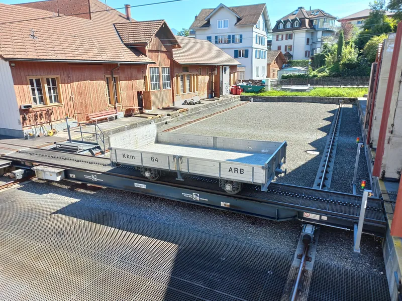 Arth Goldau-railway station-moving rails-02ASD (2023-09-04)