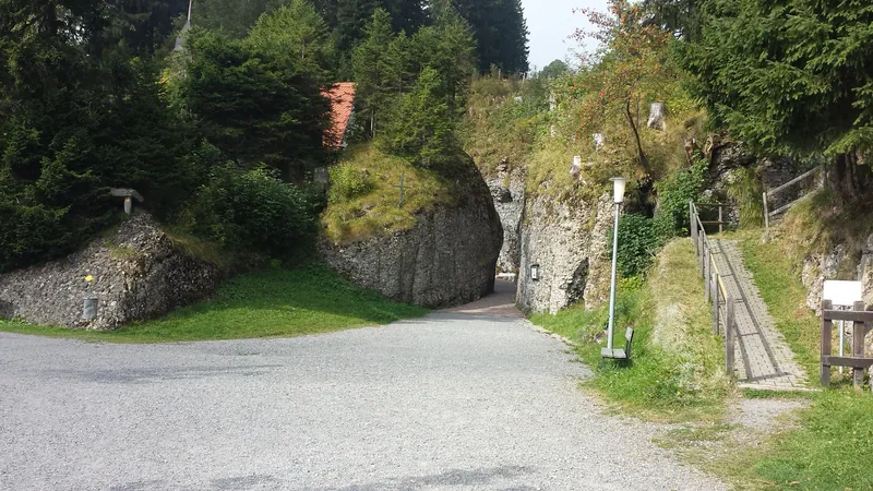 Felsenkapelle Rigi Kaltbad 2016-09-26 13.35.32 (Taken on 26 September 2016, 13:35:32)
