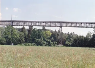 Railroad bridge at Ossingen (over the river Thur): 1: train 7955 at 14:33 from Winterthur, S 29 without lateral sun ; 2: train 7958 at 15:25 to Winterthur, S 29 with lateral sun ; 3: train 7959 at 15:33 from Winterthur, S 29 with lateral sun ; Chräbel in Goldau with Rigi steam loco 17 and BDhe 4/4 15 and driving trailer Bt 25 on downhill at 09:45 (25.07.2001-02.08.2001)