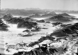 Etzel, Einsiedeln, Rigi v. O. 2500 m (1919)