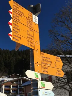 Wanderwegweiser Rigi Kaltbad 1438 (2017-12-24 09:37:52)