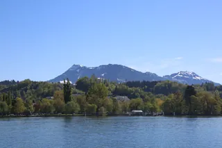 Snow on Rigi from Lake Lucerne (2024-04-27 11:15:34)