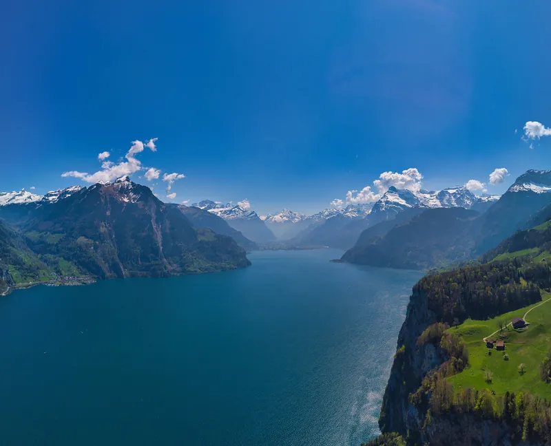 Urnersee UR (2022-04-28 14:00:45)