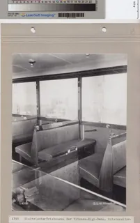 ElektrischerTriebwagen der Vitznau- Rigi -Bahn, Polstersitze. (ca. 1937)