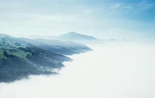 Zugerberg and Rigi, sea of fog over Lake Zug and Zug, looking south (S) (09.10.1995)