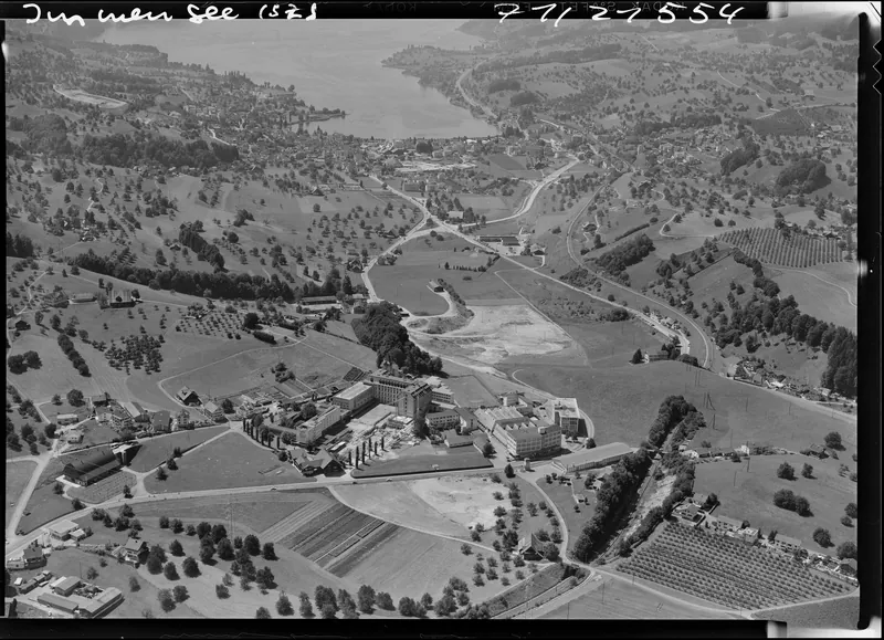 Immensee, institute, background Küssnacht am Rigi (31.07.1971)
