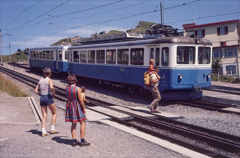 Rigi Relay Race, ARB BDhe 2/4 railcar No. 11 with Bt control car (1975)