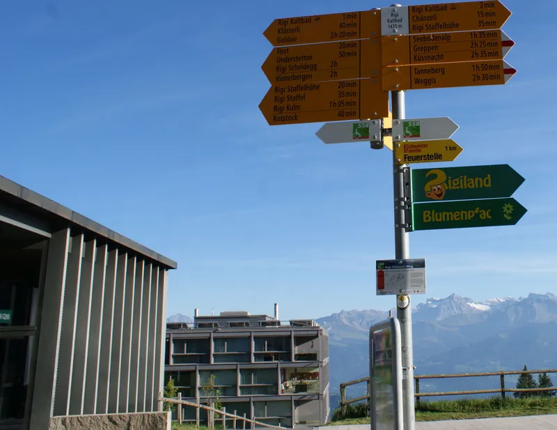 Rack railway Vitznau to Rigi (Kulm)-railway station Kaltbad-First-sign post-01ASD (2023-09-04)