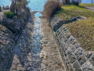 Mündung des Fallenbachs in den Vierwaldstättersee, Brunnen SZ 20260205-jag9889 (2026-02-05 12:23:21)