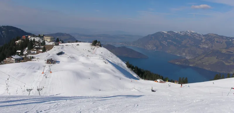 Lake Lucerne from top of ski-lift "Junior II" - panoramio (2011-02-14)