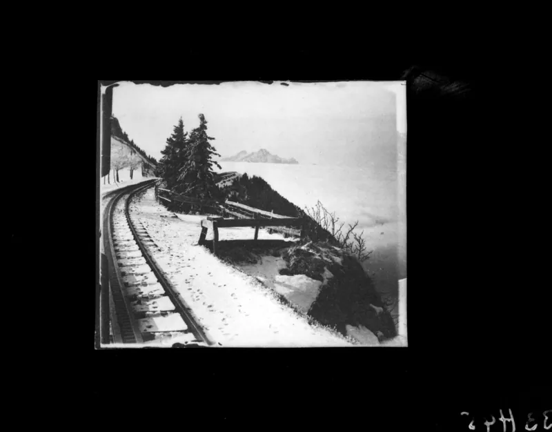 Vitznau-Rigi Railway between Staffelhöhe and Staffel stations (07.02.1933)