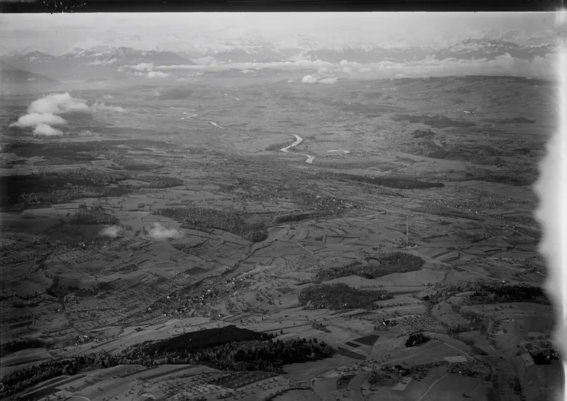 Reuss valley, Lake Zug, Rigi, Central Alps from N. 1000 m (1925)