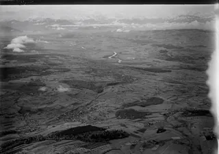 Reuss valley, Lake Zug, Rigi, Central Alps from N. 1000 m (1925)