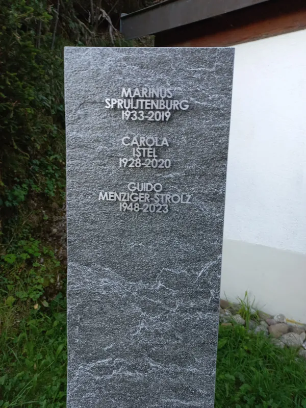 Rigi Kaltbad-cemetery-grave Spruitenburg-Istel-Menzinger-Strolz-01ASD (2023-09-04)