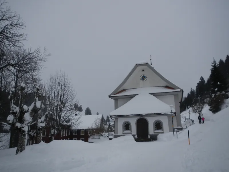 Rigi Kloesterli Chapel in Winter (2015-01-31 15:25:31)