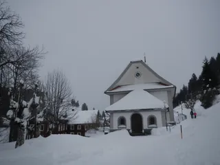 Rigi Kloesterli Chapel in Winter (2015-01-31 15:25:31)