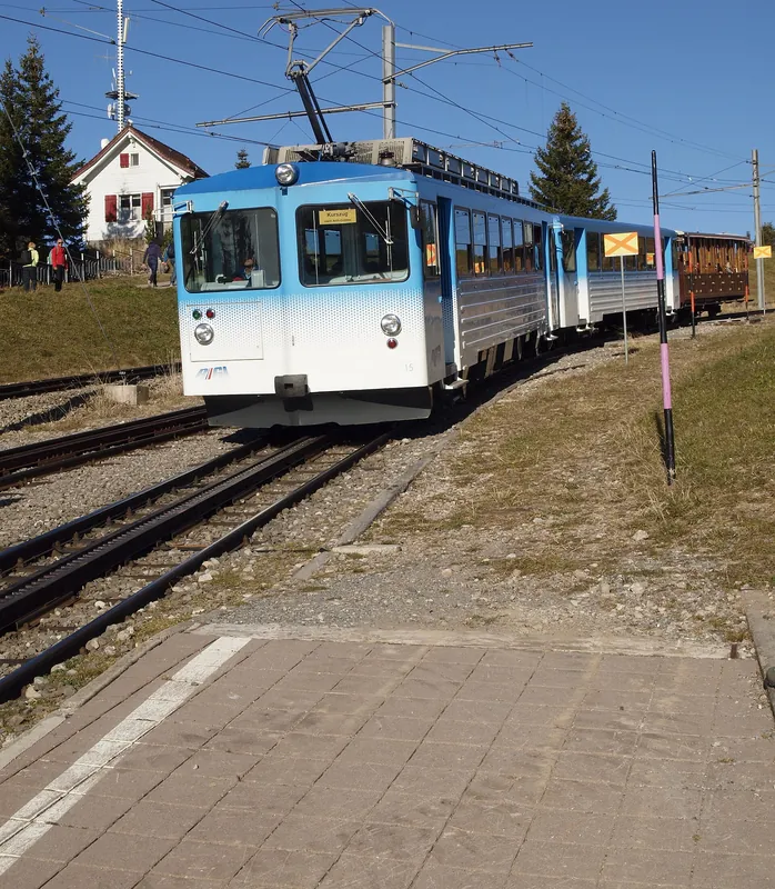 Rigi Staffel B124025 (2011-11-12 14:14:08)