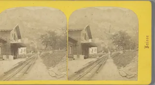 Station langs de spoorlijn van Vitznau naar de Rigi, Zwitserland Chemin de fer du Rigi (la gare) (titel op object) Vitznau (serietitel op object) Suisse (serietitel op object), RP-F-F07937 (between 1879 and 1889)