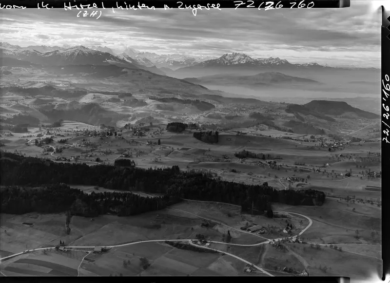 Hirzel, overviews Hirzel, Lake Zug, Rigi, Pilatus, beautiful landscapes (07.12.1972)