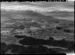 Hirzel, overviews Hirzel, Lake Zug, Rigi, Pilatus, beautiful landscapes (07.12.1972)