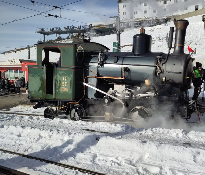 Dampflok VRB 17 H 23 bei Rigi Kulm (2023-01-29 14:22:10)