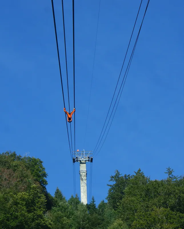 Weggis-ropeway-Rigi Kaltbad-slack carrier-pylon 2-02ASD (2023-10-08)