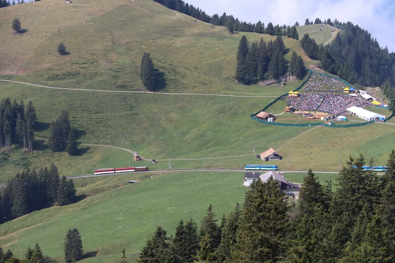 20260719E414 BDhe21-Bt31-B33 BDhe13-Bt23 BDhe11-Bt21 Rigi Kulm (2026-07-19 10:57:10)