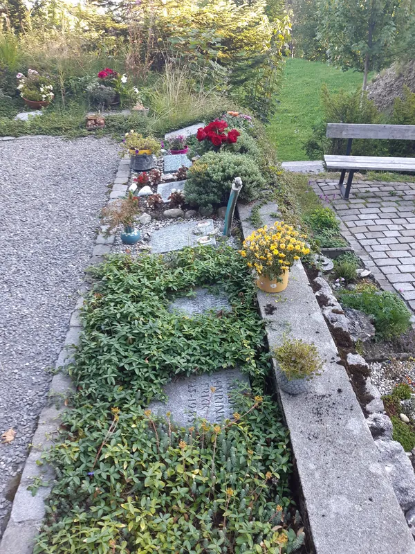 Rigi Kaltbad-cemetery-03ESD (2023-09-04)