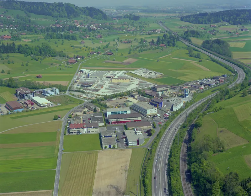 Küssnacht am Rigi, concrete parts Tschümperlin AG (30.04.1994)
