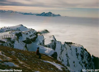 Blick von der Rigi auf das Nebelmeer (zwischen 1950 und 1980)