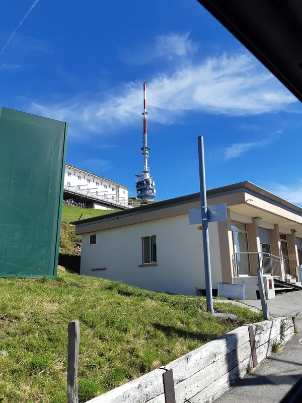 Rigi Kulm-radio pylon-02ESD (2023-09-04)