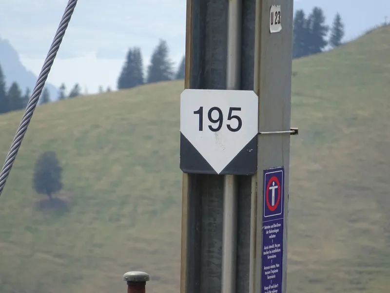 Rigi Kulm railway signal slope 2026-07-31 (2026-07-31 14:31:55)