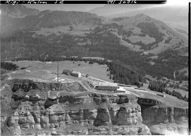 Rigi Kulm SZ, summit lot, also railroad track (09.07.1974)