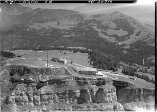 Rigi Kulm SZ, summit lot, also railroad track (09.07.1974)
