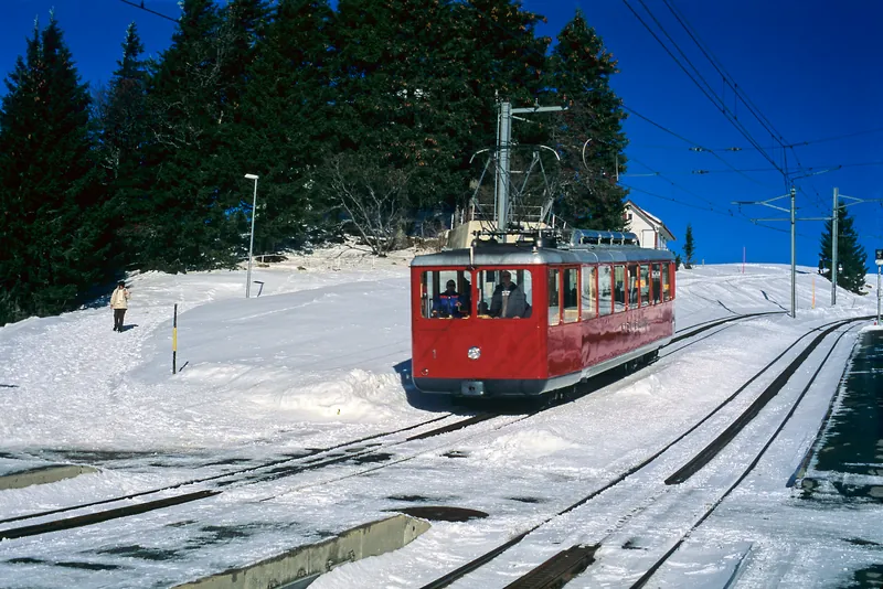 C3.35a Bf Rigi Staffel, Bhe 2-4 1 (2009-12-09)