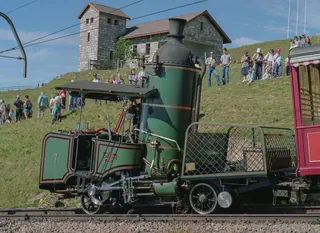 Canton SZ, Arth, Rigi Kulm, steam festival on September 30, 1996, motor and driving trailer Bdeh 4/4 15, steam locomotive No. 7 (1st steam locomotive of the SLM) VRB He 2/2 18, VRB Bdeh 4/4 22 with Bt 32 (30.09.1996)