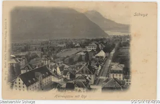 Schwyz, Herrengasse mit Rigi (keine Angabe)