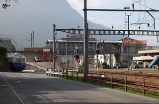 Arth, Goldau, Arth-Rigi-Bahn, Reiterbahnhof via the SBB area (20.10.2015)