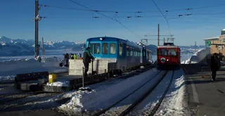 06.02.19 Rigi Kulm RB RBhe 2 4 12 and Bhe 2 4 1 (46116570805) (2019-02-06 08:50)