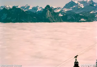 Blick von der Rigi auf das Nebelmeer (zwischen 1950 und 1980)