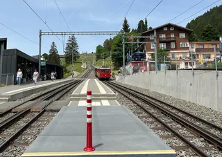 Rigi Kaltbad Einfahrt Bahn (2023-06-21)