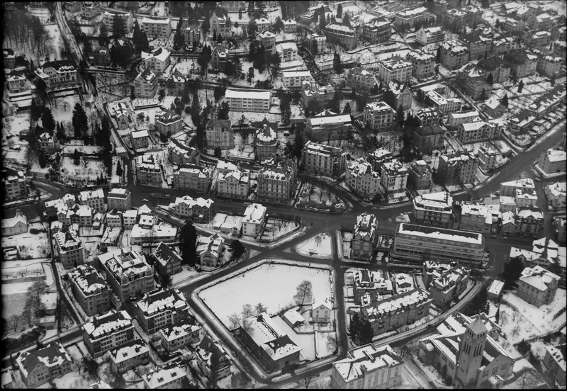 Zurich with snow, Rigi square (13.01.1954)