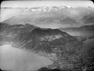 Lake Zug, Lake Lucerne, with Rigi, Bernese Alps and Uri Alps, 3000 m (1920-1930)