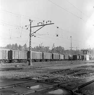 Fahrleitungsjochauswechslung in Küssnacht am Rigi (25.10.1951)