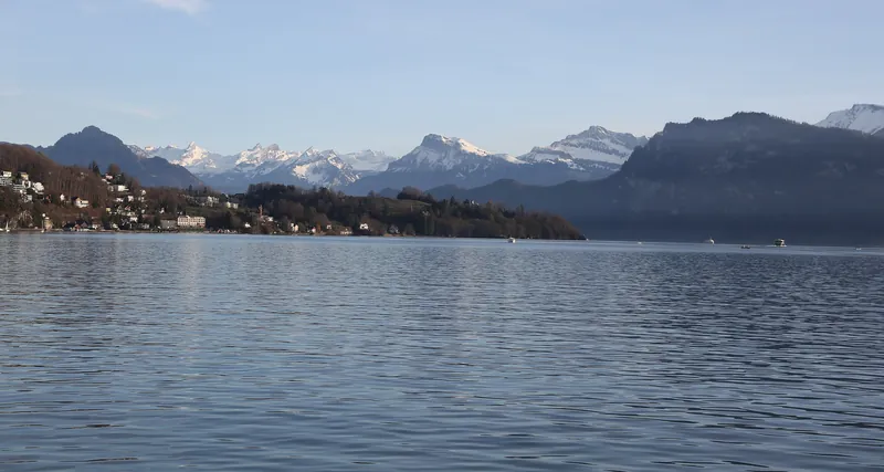 Lake Lucerne from Lucerne towards Niederbauenstock (2023-12-30 16:17:43)