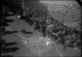 Power pole assembly at the Rigi in Arth (28.09.1948)
