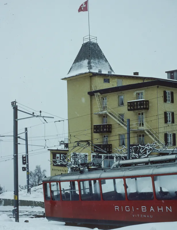 Rigi-Kaltbad (LU), VRB railcar Bhe 2/4 "Rigi-Bahn". (2/1985)