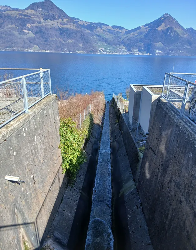 Mündung des Hinter Erlibachs in den Vierwaldstättersee, Beckenried NW 20260304-jag9889 (2026-03-04 11:44:35)