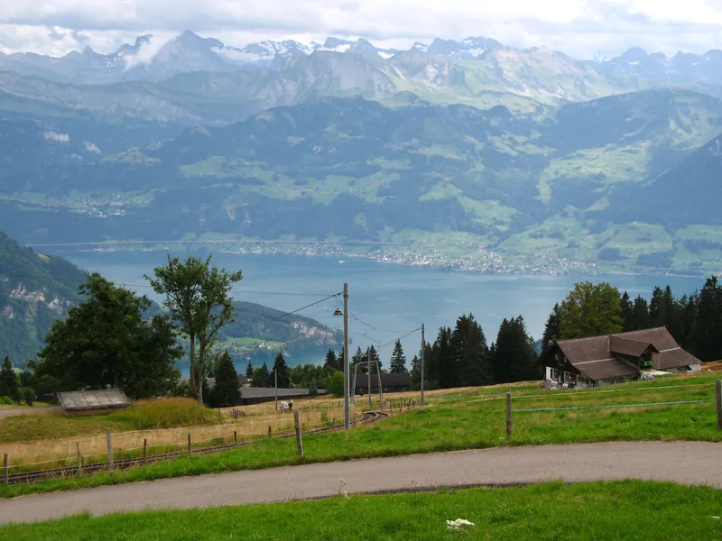 6681 - Rigi - Beckenried viewed from near Rigi Staffelhöhe (2007-07-29)